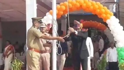 झुंझुनूं: स्वर्ण जयंती स्टेडियम में धूमधाम से मनाया गया स्वतंत्रता दिवस, देखें ये झलकियां