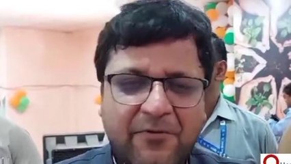 हरदोई: गांधी भवन में आबकारी राज्यमंत्री नितिन अग्रवाल ने किया ध्वजारोहण