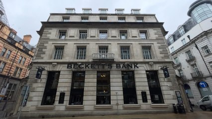 Inside Beckett’s Bank Wetherspoon Leeds