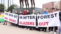 Manchester United staged protests against Glazers ahead of Wolves clash