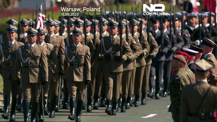 Download Video: В Польше прошел военный парад в честь победы над СССР в Варшавской битве