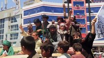 Afegãos comentam os dois anos de governo Talibã