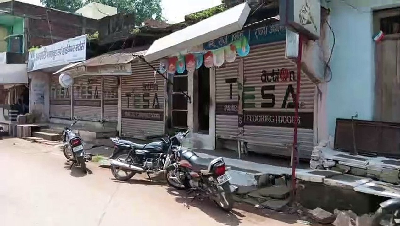 ब्रेकिंग न्यूज़: MP जबलपुर का सिहोरा बंद, जिला बनाने की मांग - देखें वीडियो