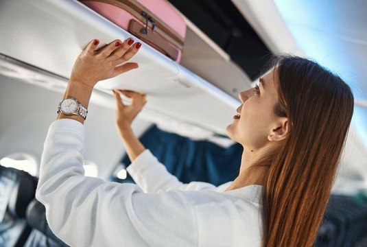 Votre valise sera-t-elle acceptée dans la cabine de l'avion ? La réponse, compagnie par compagnie