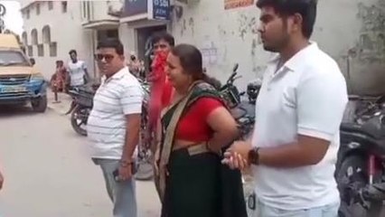 BREAKING: दिनदहाड़े बदमाशों ने महिला से दो लाख का किया छिनतई, जांच में जुटी पुलिस