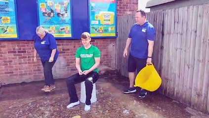 Lewis North takes on the ice bucket challenge