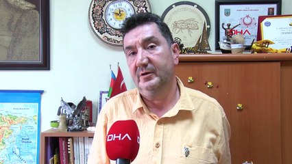 LES SOURIS ENDOMMAGENT 40 000 acres de superficie cultivée