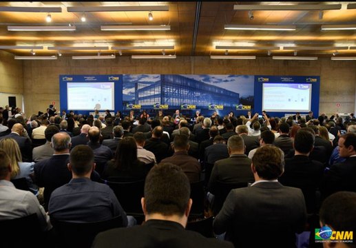 Prefeitos vão à Brasília contra queda do FPM e buscam emendas parlamentares