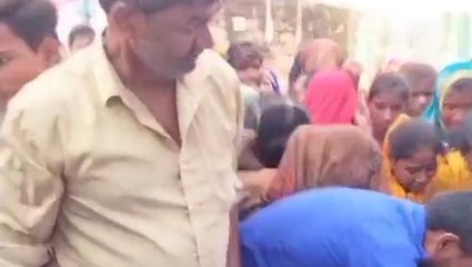 रामपुर: सड़क हादसे में घायल बच्चे ने तोड़ा दम, परिवार वालों का रो-रो कर बुरा हाल