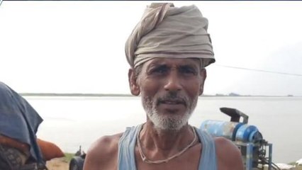 सुपौल: कोसी नदी में उफान से तटबंध के अंदर भीषण कटाव जारी, लोग पलायन को मजबूर