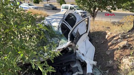Elazığ'da Otomobil Şarampole Yuvarlandı: Sürücü Ağır Yaralandı