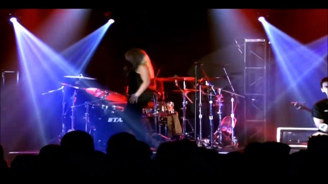 HILARY DUFF — Workin' It Out | HILARY LIVE IN CONCERT | from Hilary Duff: The Girl Can Rock