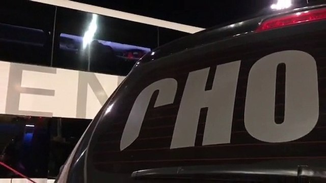 Choque fiscaliza ônibus de linha na Avenida Tancredo Neves