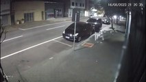 Câmera registra tentativa de furto de caminhonete no Centro
