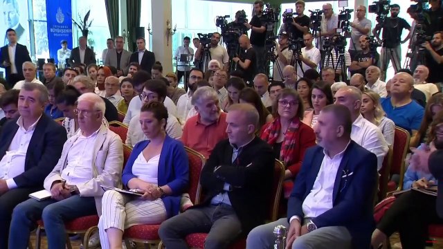 Özgür Özel sera-t-il candidat à la tête du CHP ？ Özgür Özel est-il candidat ?