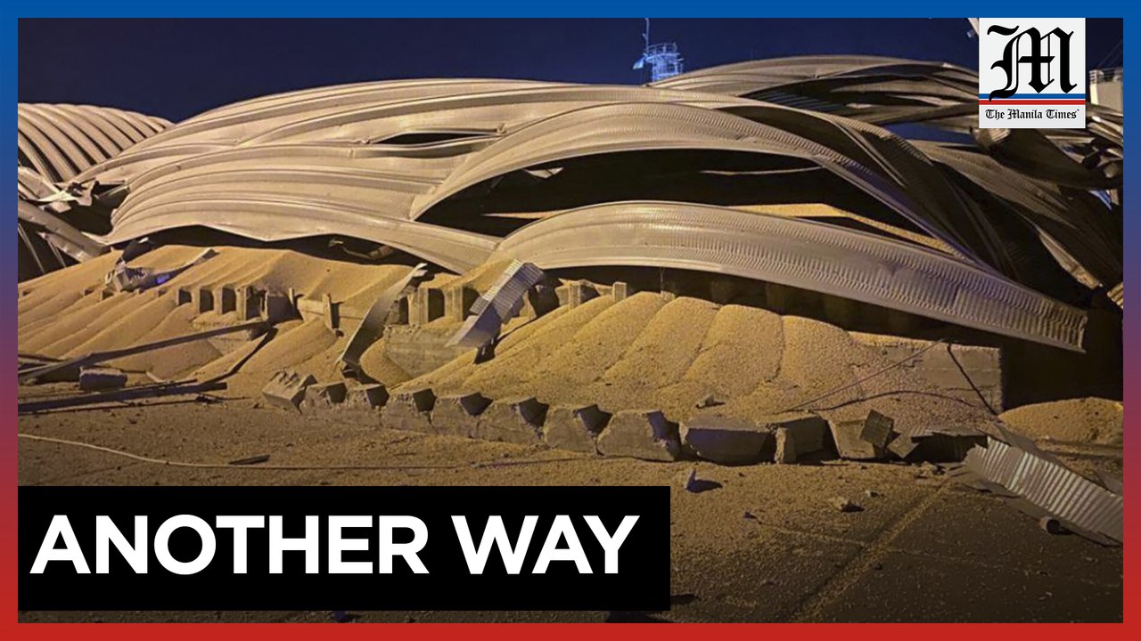 Russian attack on Ukrainian grain depots amid testing of new Black Sea route