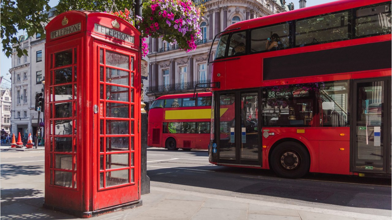 1000 rote Telefonhäuschen in Großbritannien zur 'Adoption' bereit
