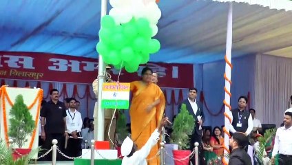 11 प्लाटूनों ने भव्य एवं आकर्षक परेड का किया प्रदर्शन