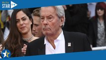 C'est un grand garçon !  Alain Delon harcelé par Hiromi Rollin  Un célèbre proche du clan prend