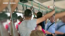 İlginç anlar: İstanbul’da tramvayda yanlış anlaşılan turist kovuldu