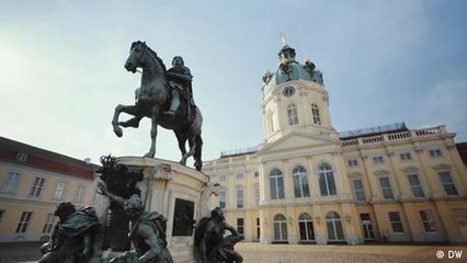 Taking a palace tour through Berlin