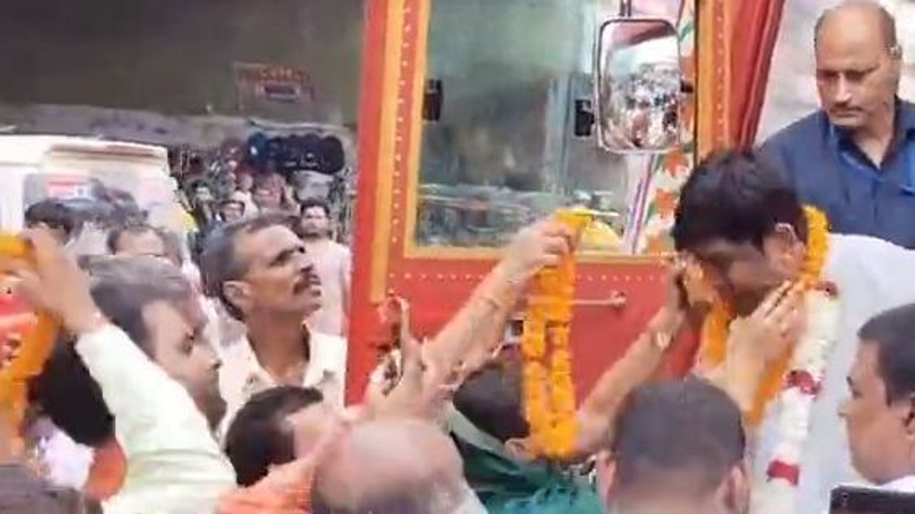 कैमूर: निषाद यात्रा के दौरान VIP सुप्रीमो ने के...