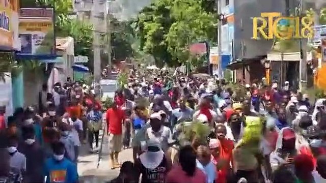 Manifestasyon moun Kafoufèy pou mande konkou lapolis aprè nèg ak zam finn atak yo dimanch 13 Août la