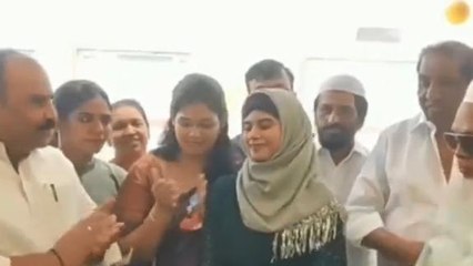 అనంతపురం: జిల్లాలో సందడి చేసిన పది రూపాయల డాక్టర్