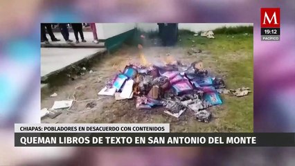 Padres de familia queman libros de texto gratuito en Chiapas