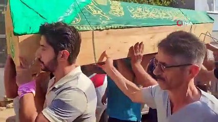 Beril Oskay, 9 ans, atteint de leucémie, a fait ses adieux à son dernier voyage