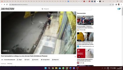 Pai segura filho bebê no colo enquanto furta bicicleta em Brasília