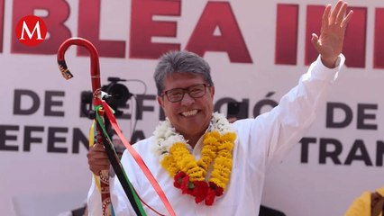 "Marcelo es un hombre consistente, no creo que se cambie de partido", dice Monreal