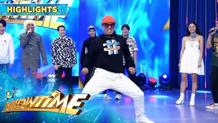 Vice Ganda tests Hashtag Zeus' dancing prowess again | It's Showtime