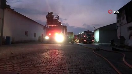 Bursa’da korkutan fabrika yangını