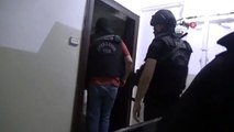 İstanbul'da terör örgütlerine operasyon: 4 gözaltı