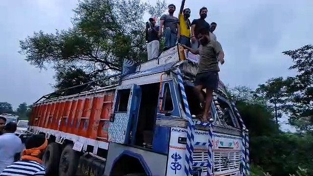 Cow smugglers were carrying cows and bullocks to the slaughter house
