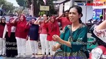 Momen 2 Pengamen Ikut Hormat di Simpang Empat Jambi saat Indonesia Raya Berkumandang