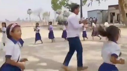 जमुई: एक ऐसा स्कुल जहां के शिक्षक संगीत के माध्यम से बच्चों को देते है शिक्षा, देखें वीडियो
