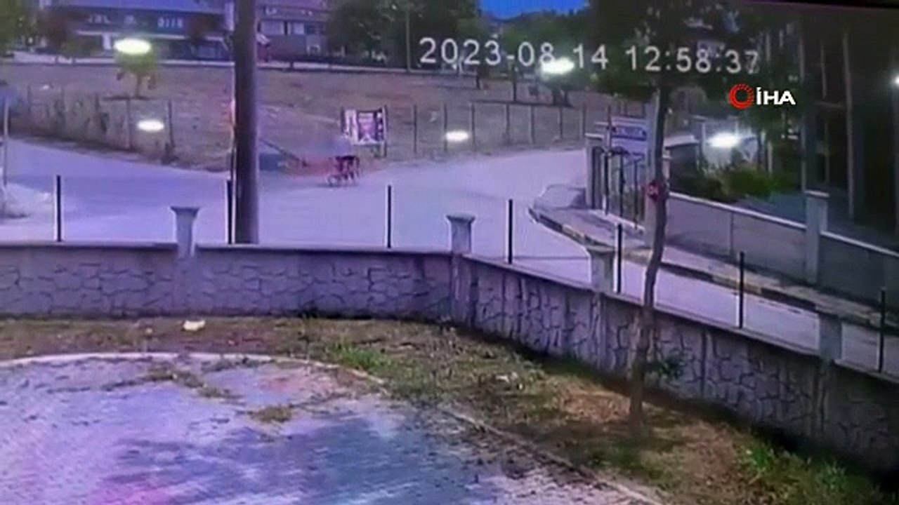 Accident de moto et d'automobile à Sakarya： 1 personne a perdu la vie