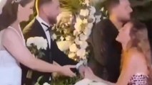 Sinem Kobal'ın düğünde gelinin elinin sıkmaması dikkatlerden kaçmadı