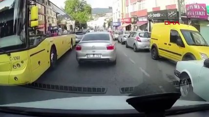 Un bus IETT frappe un petit enfant à Beykoz