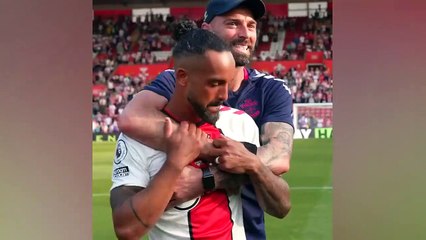 La légende d'Arsenal Theo Walcott quitte le football à 34 ans