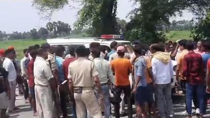 BREAKING: उत्पाद विभाग का वाहन दुर्घटना का हुआ शिकार, घायल चालक का इलाज जारी