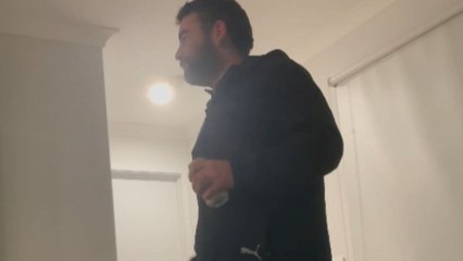 Aussie football superfan loses his mind after his favorite team turns things around to win the game