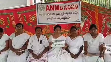 జనగామ: మేము పరీక్షలు రాయం.. రెగ్యులరైజ్ చేయండి