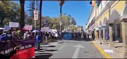 Cochabamba: Marcha de la UMSS termina en gresca contra guardias municipales