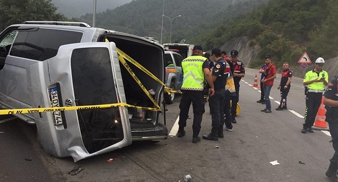 Düğün dönüşü feci kaza! Ölü ve yaralılar var