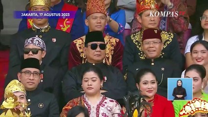 Ajudan Prabowo Lompat Kijang di Tangga Istana, Karena Hal Ini