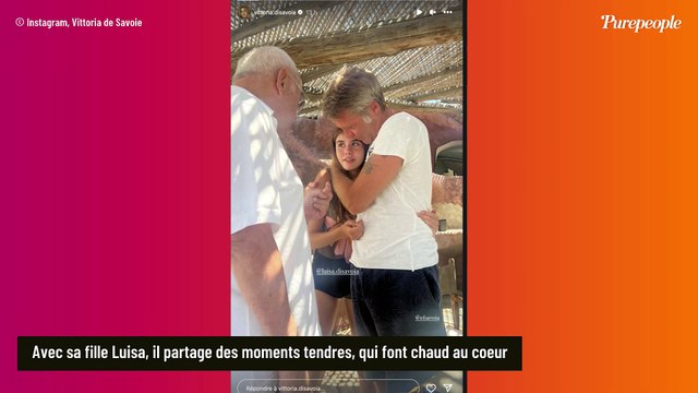 PHOTOS Emmanuel Philibert de Savoie : un papa câlin et très funky pour ses filles qui ressemblent tant à Clotilde Courau