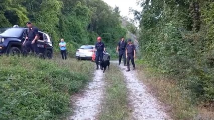 Uccide padre e amico, trovato nel bosco vicino a una chiesetta